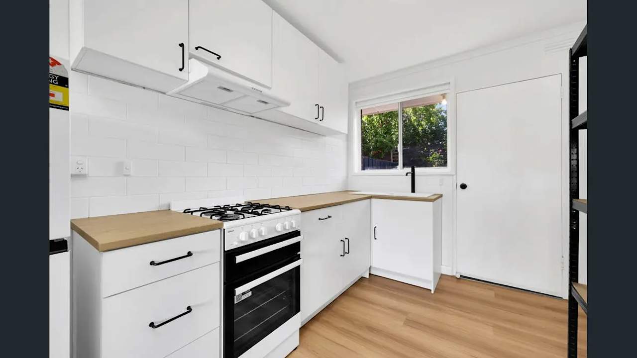 Unfurnished room in a share house