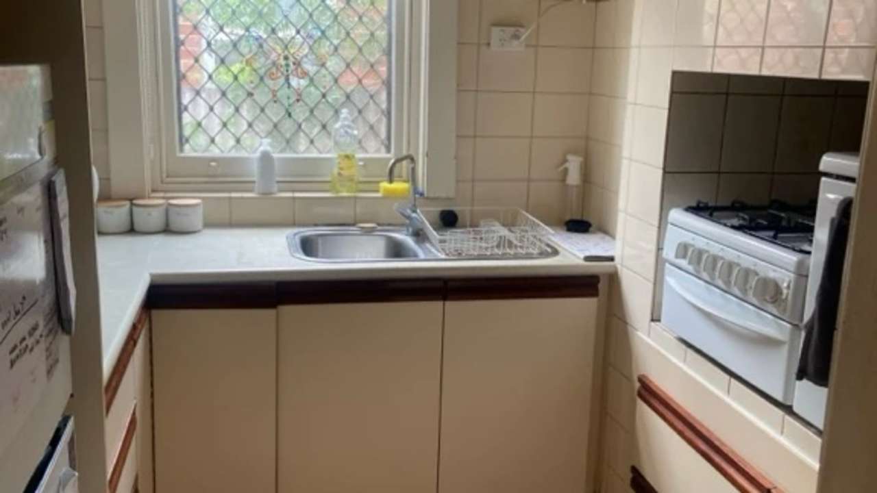 Unfurnished room in a share house