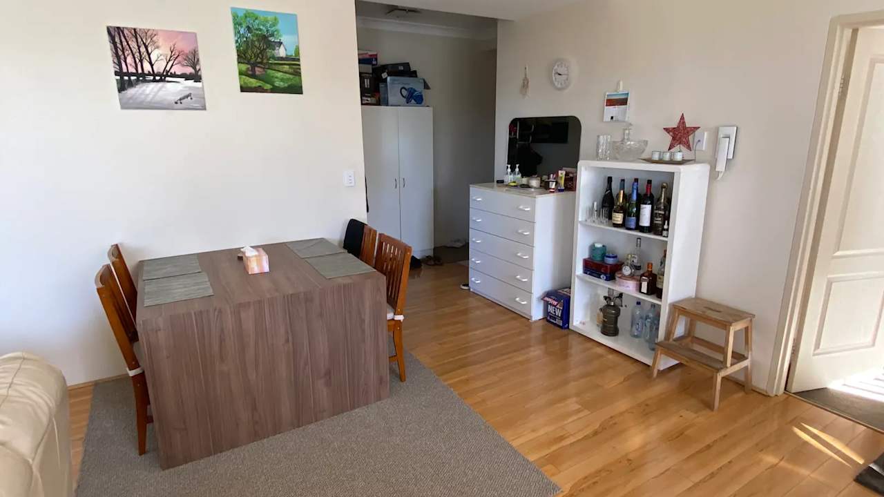 Furnished room in a flatshare