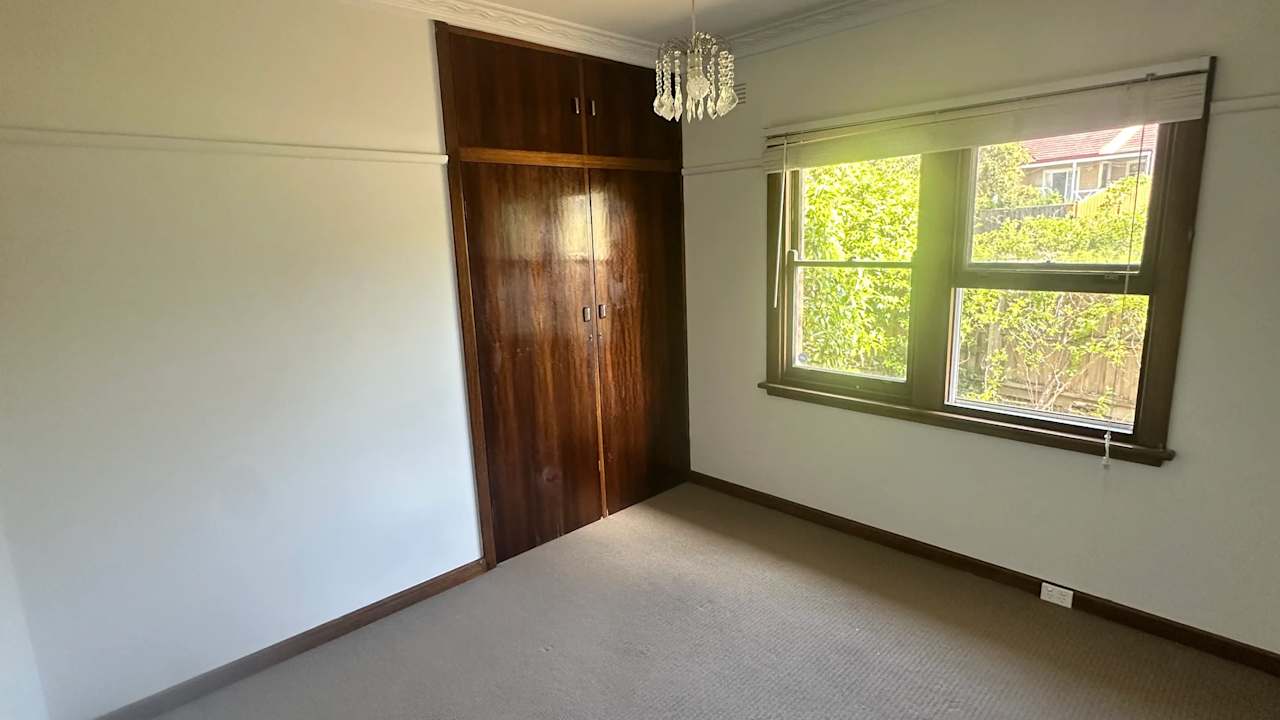 Room in a share house