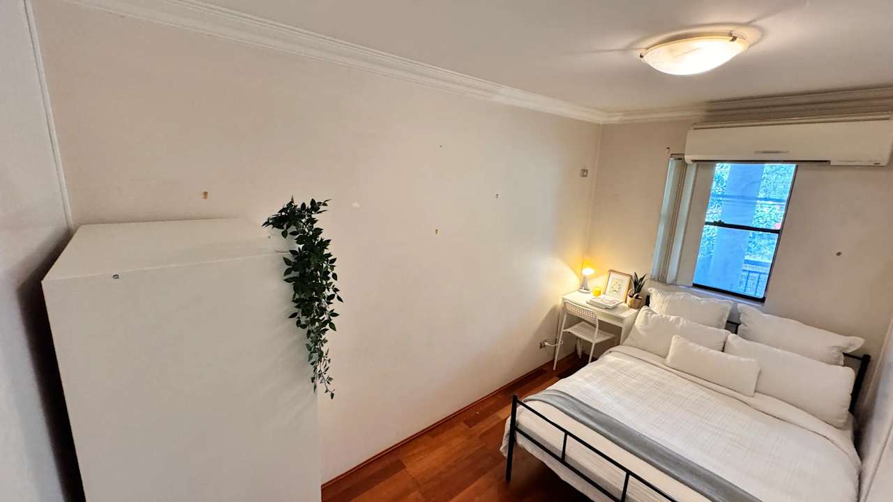 Furnished room in a share house