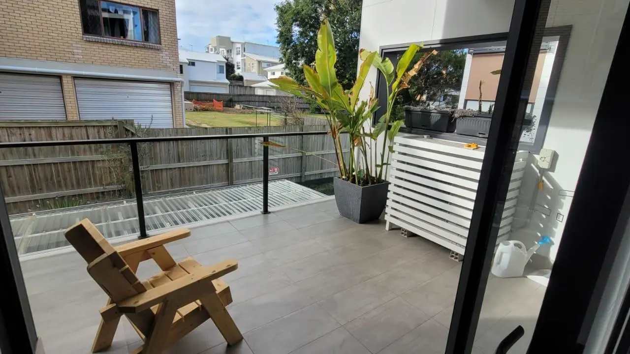 Room in a share house