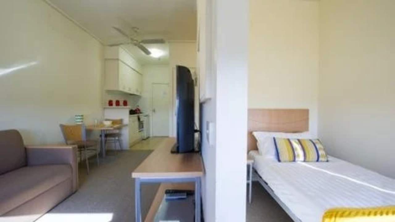 Furnished room studio flat for rent