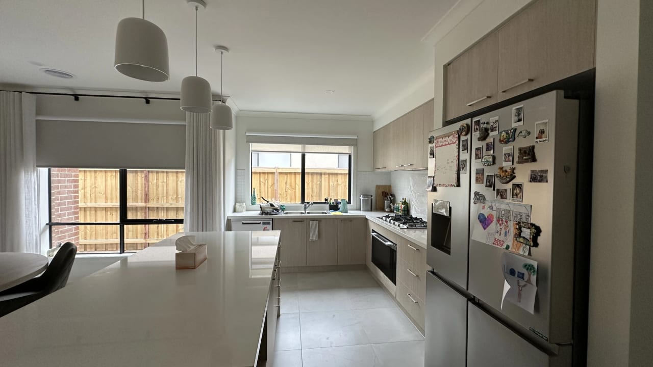 Unfurnished room in a share house