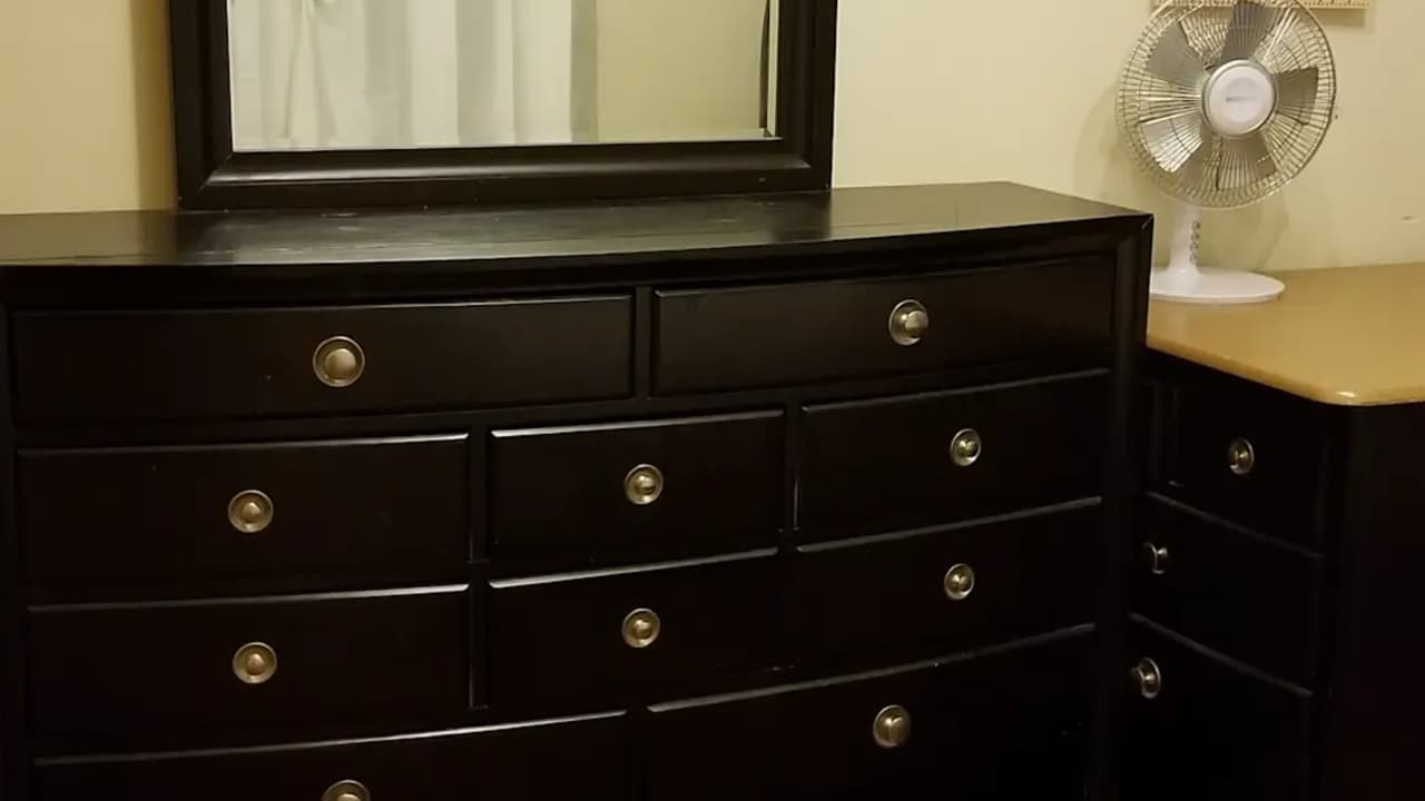 Furnished room in a share house