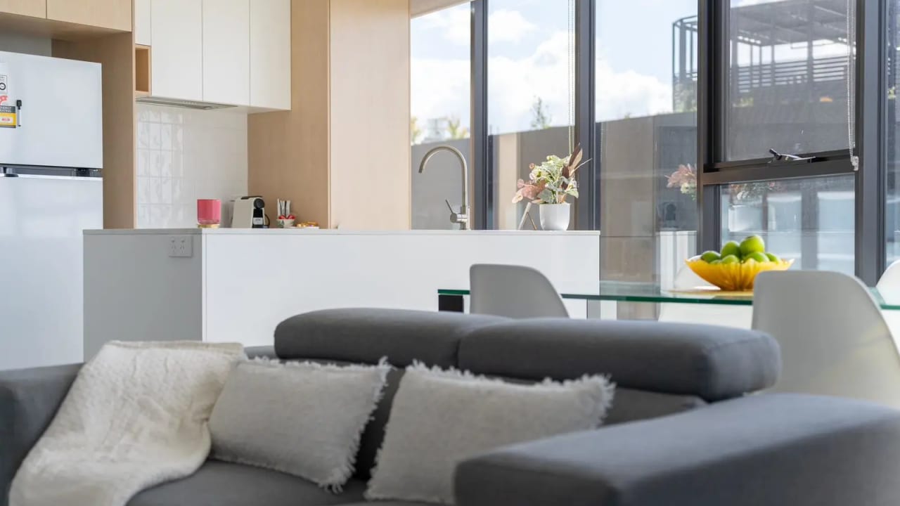 Whole property with 2 rooms for rent