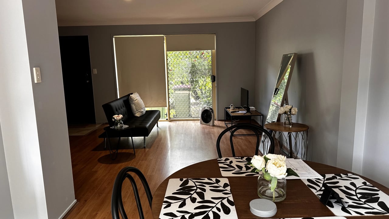 Furnished room in a share house
