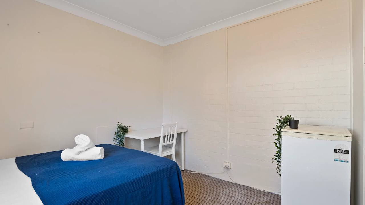 Furnished room in a share house