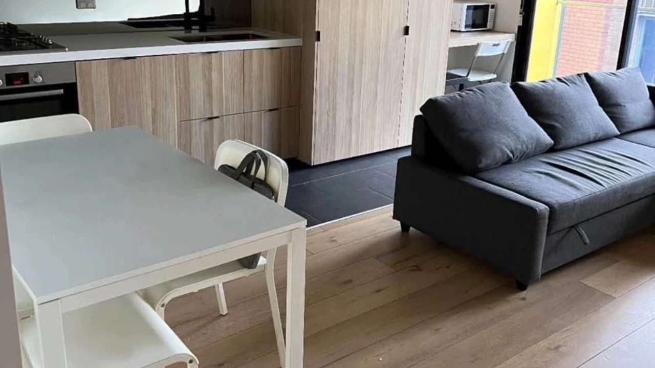 Whole property with 2 rooms for rent