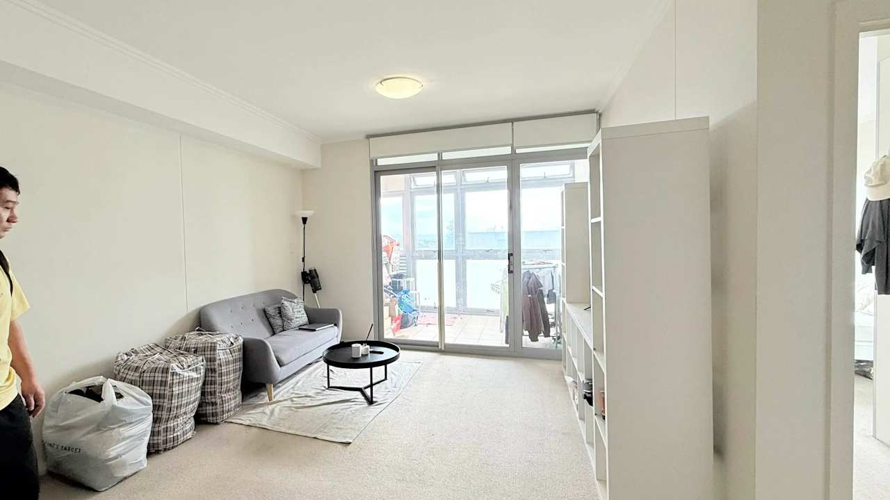 Whole property with 2 rooms for rent