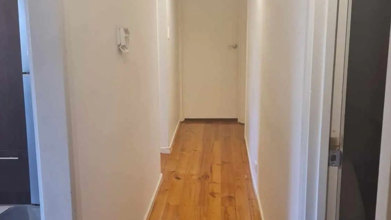 Unfurnished room in a flatshare