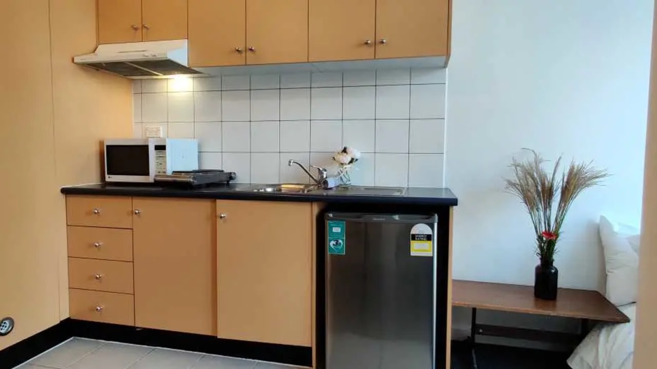 Furnished room studio flat for rent