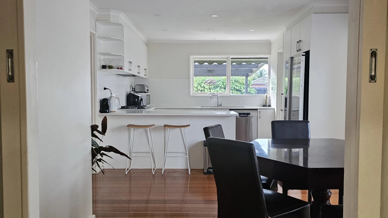 Room in a share house