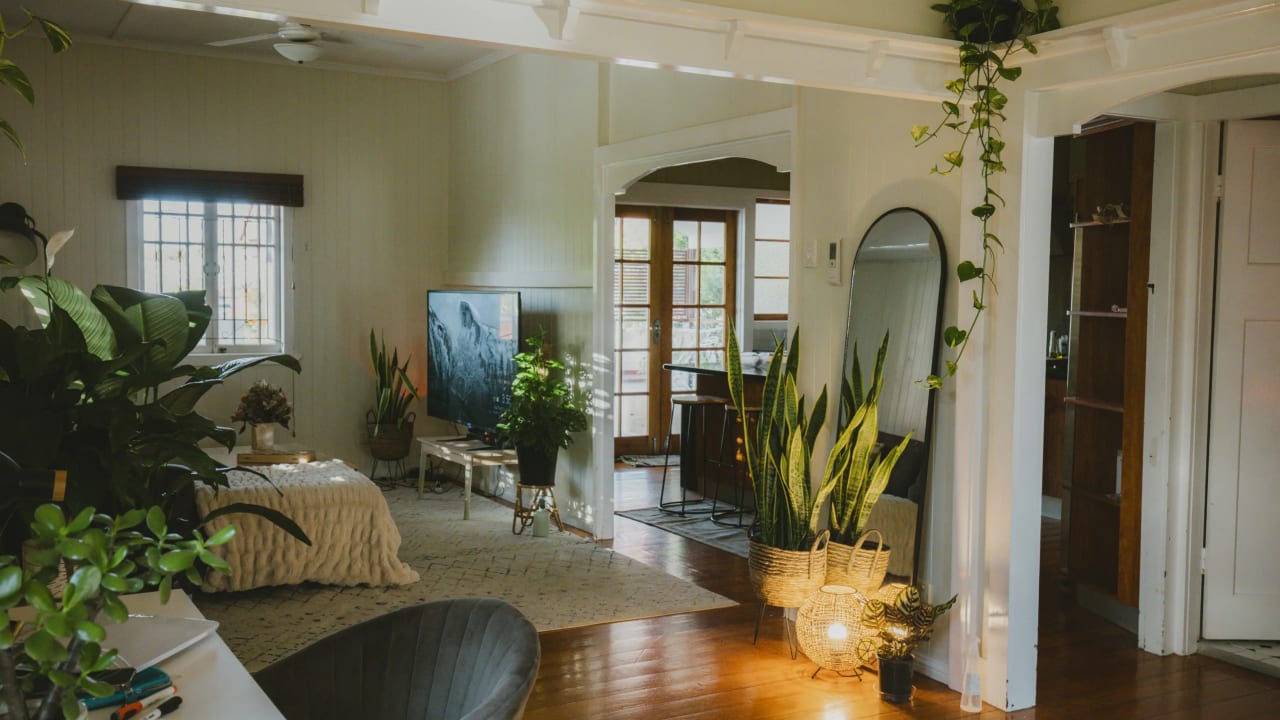 Furnished room in a share house