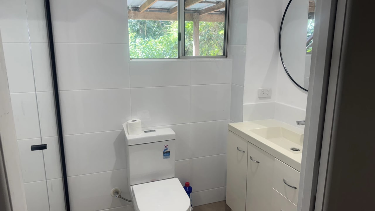 Whole property with 2 rooms for rent