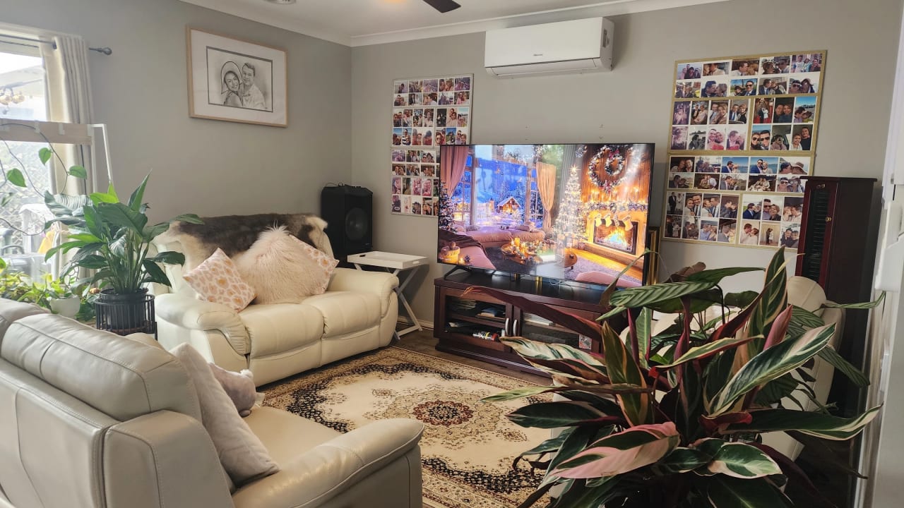 Furnished room with ensuite in a share house