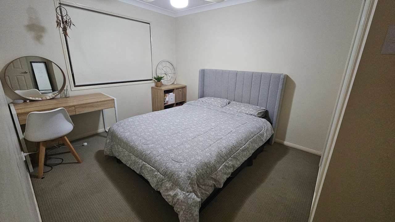 Furnished room with own bathroom
