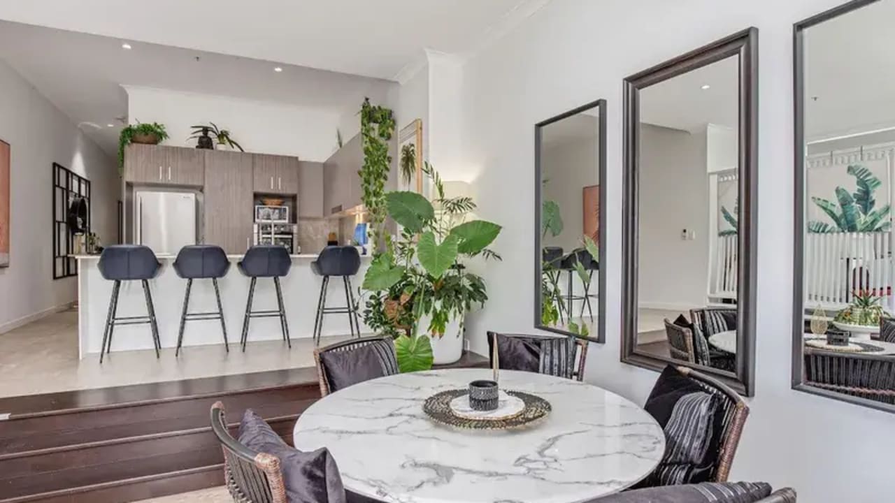 Whole property with 2 rooms for rent