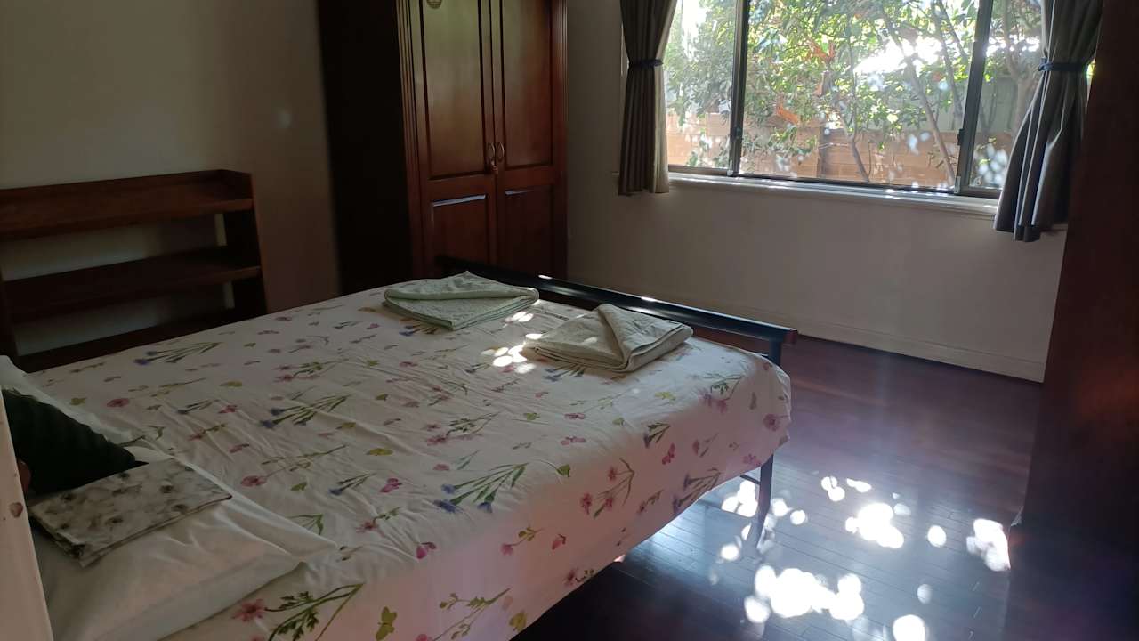 Room in a share house