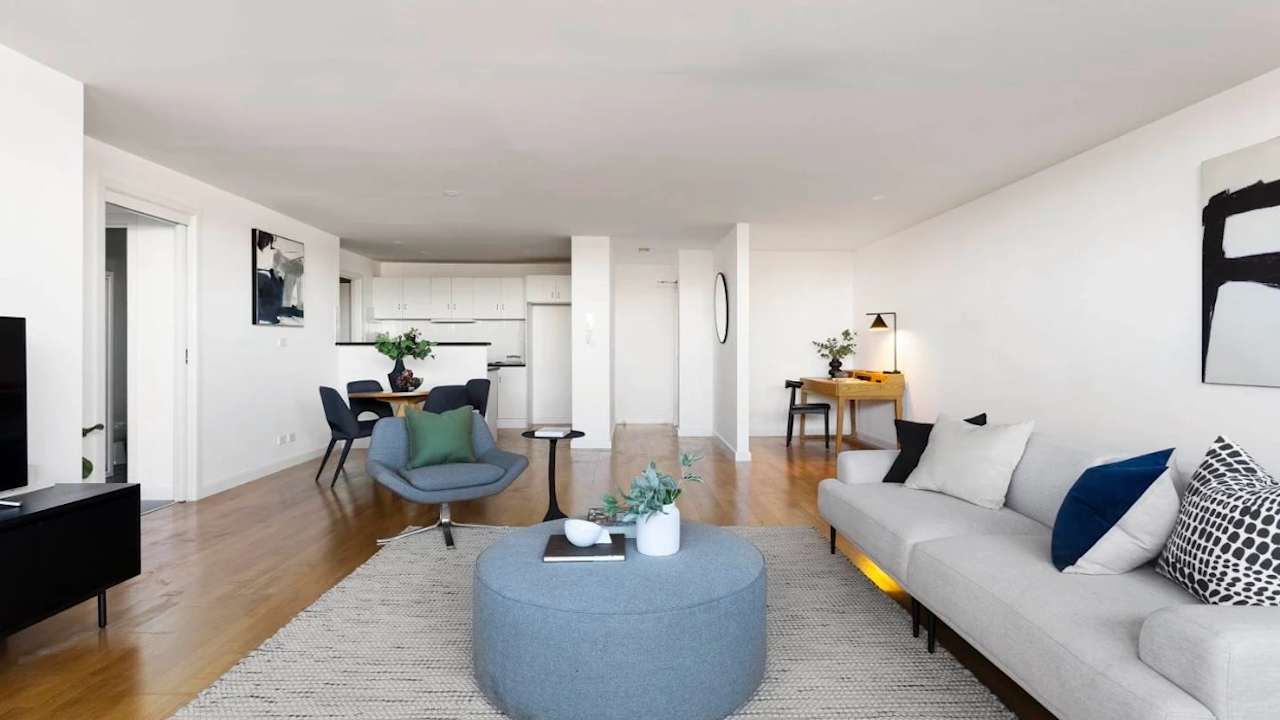 Furnished room with own bathroom