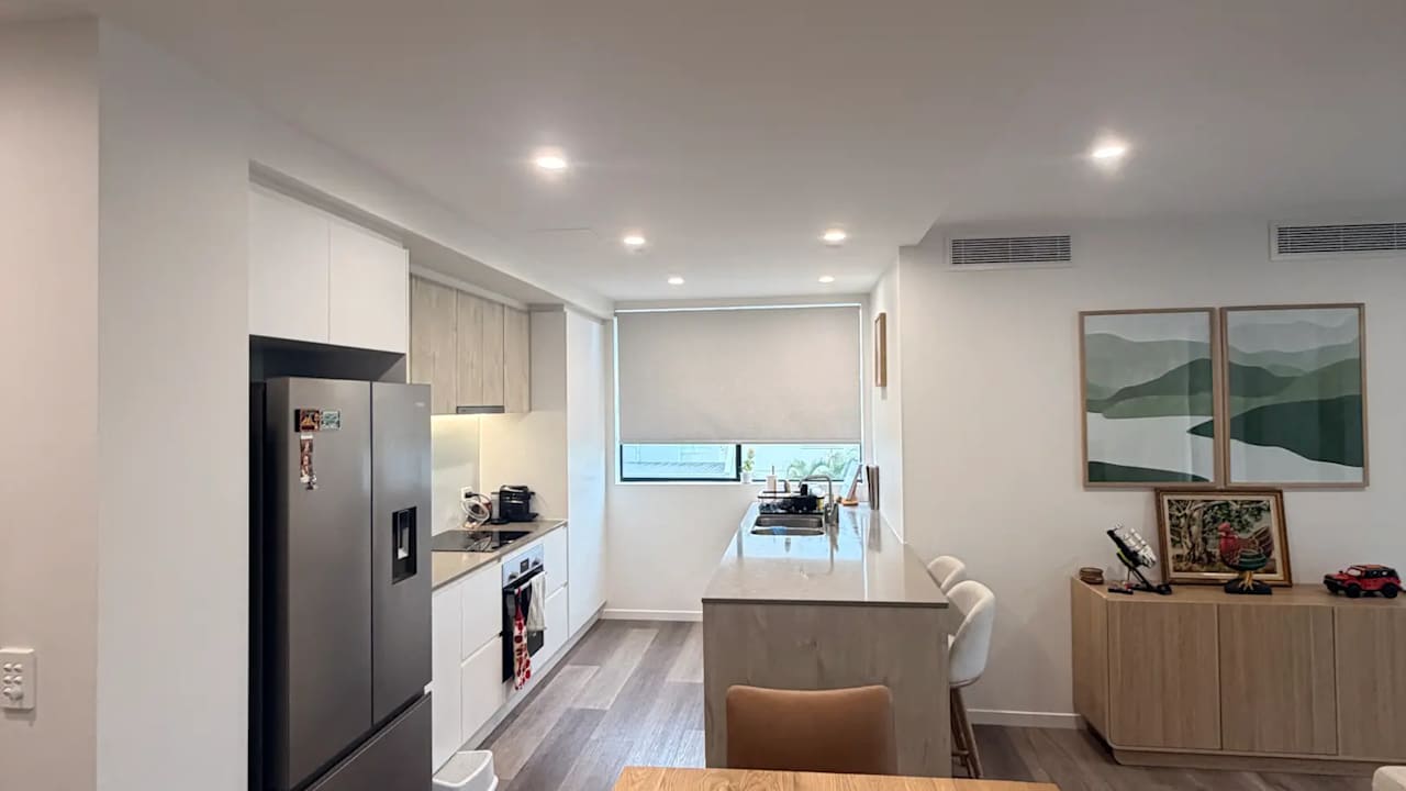 Unfurnished room with own bathroom