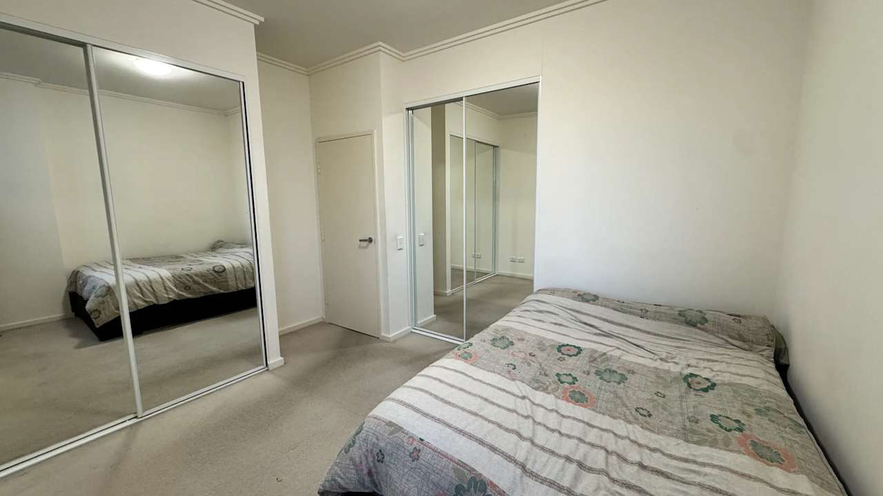 Furnished room with own bathroom