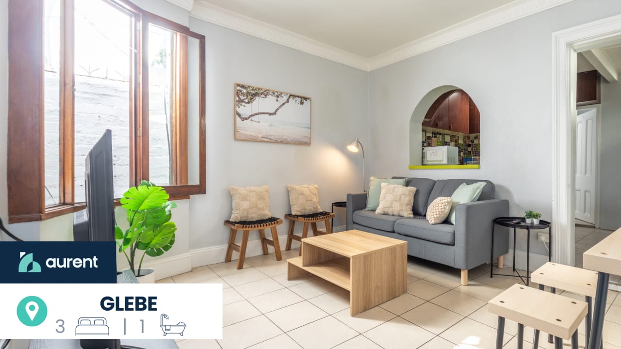 Furnished room in a share house