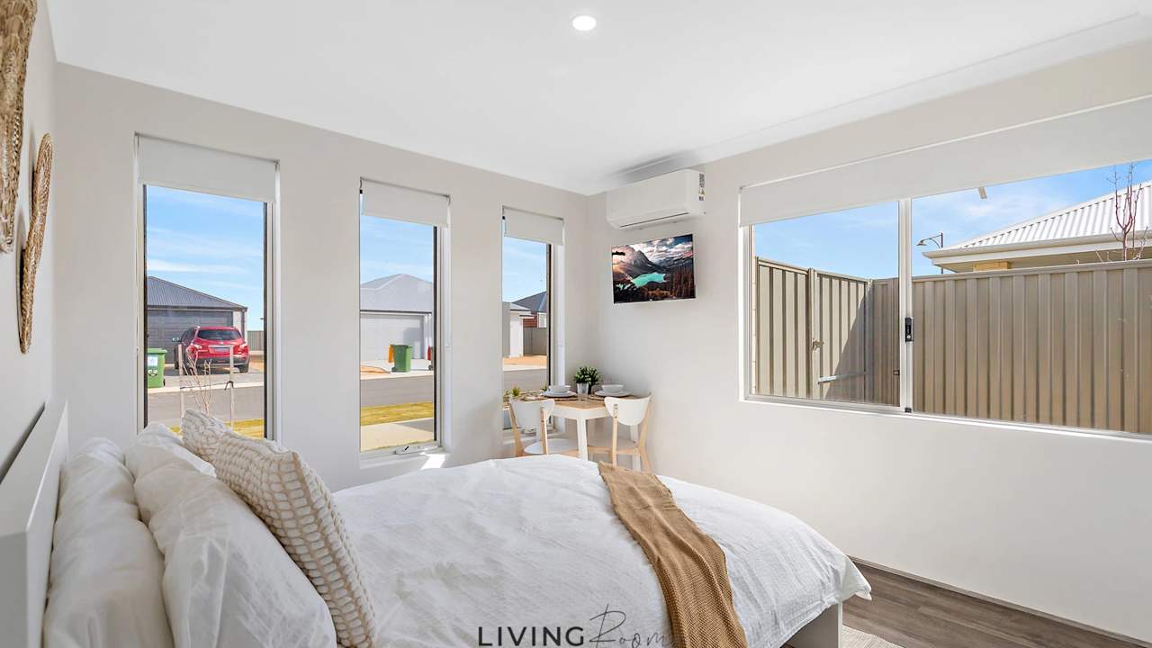 Furnished room with ensuite in a share house