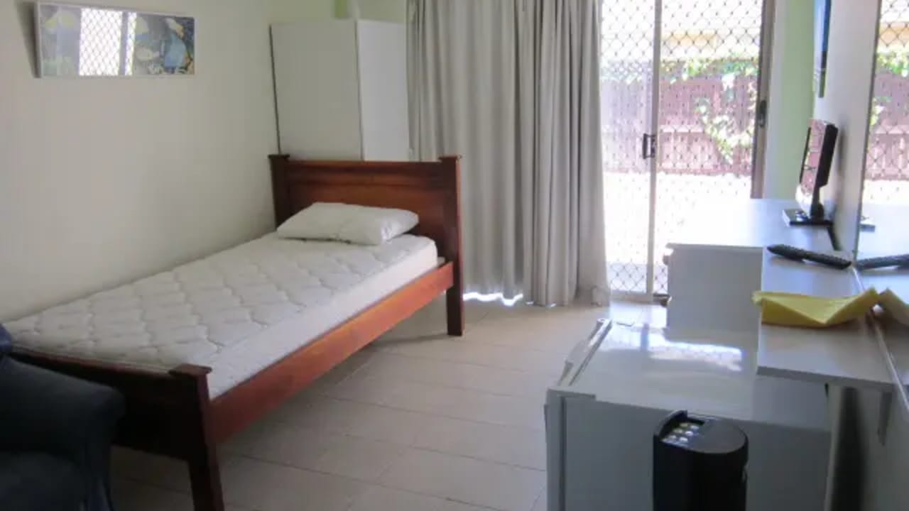 Furnished room in a share house