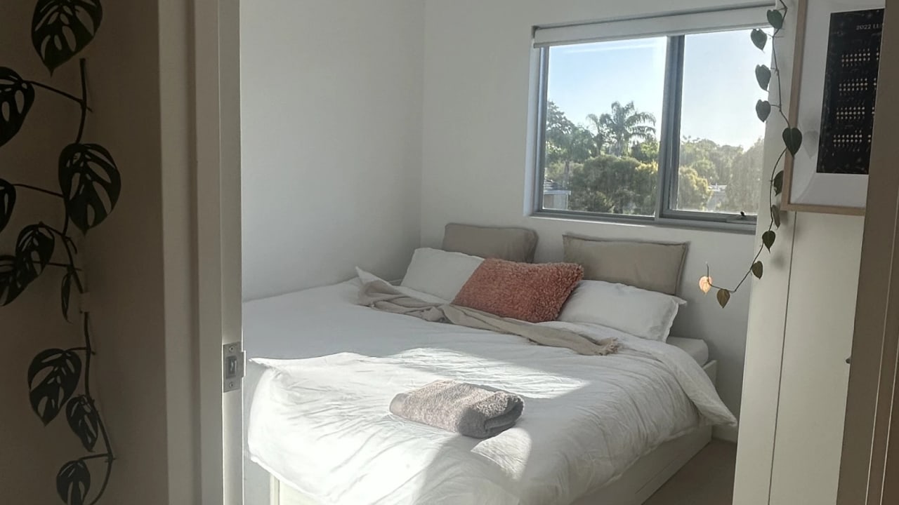 Furnished room with own bathroom