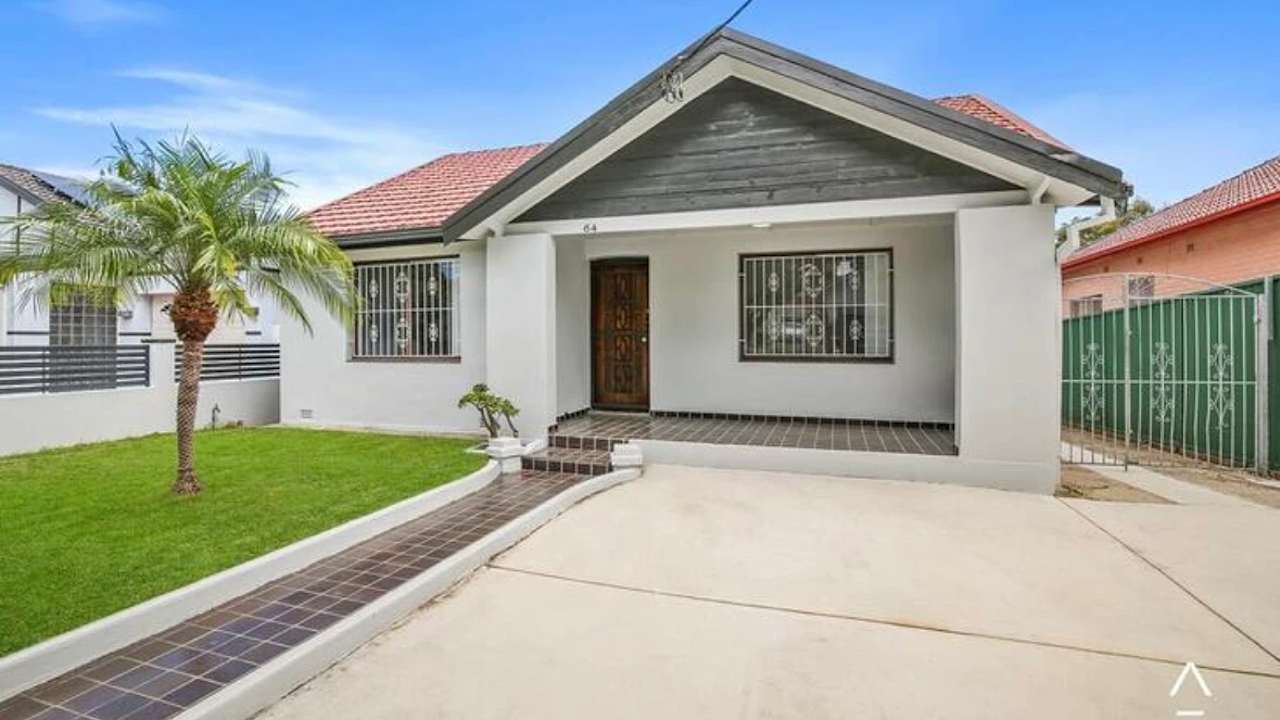 Furnished room granny flat for rent