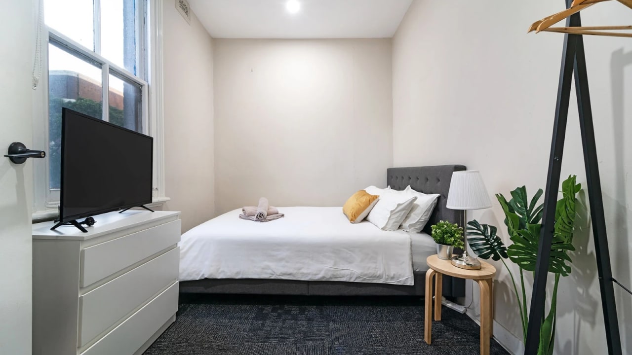Furnished room in a share house