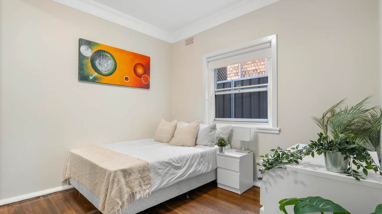 Furnished room in a share house