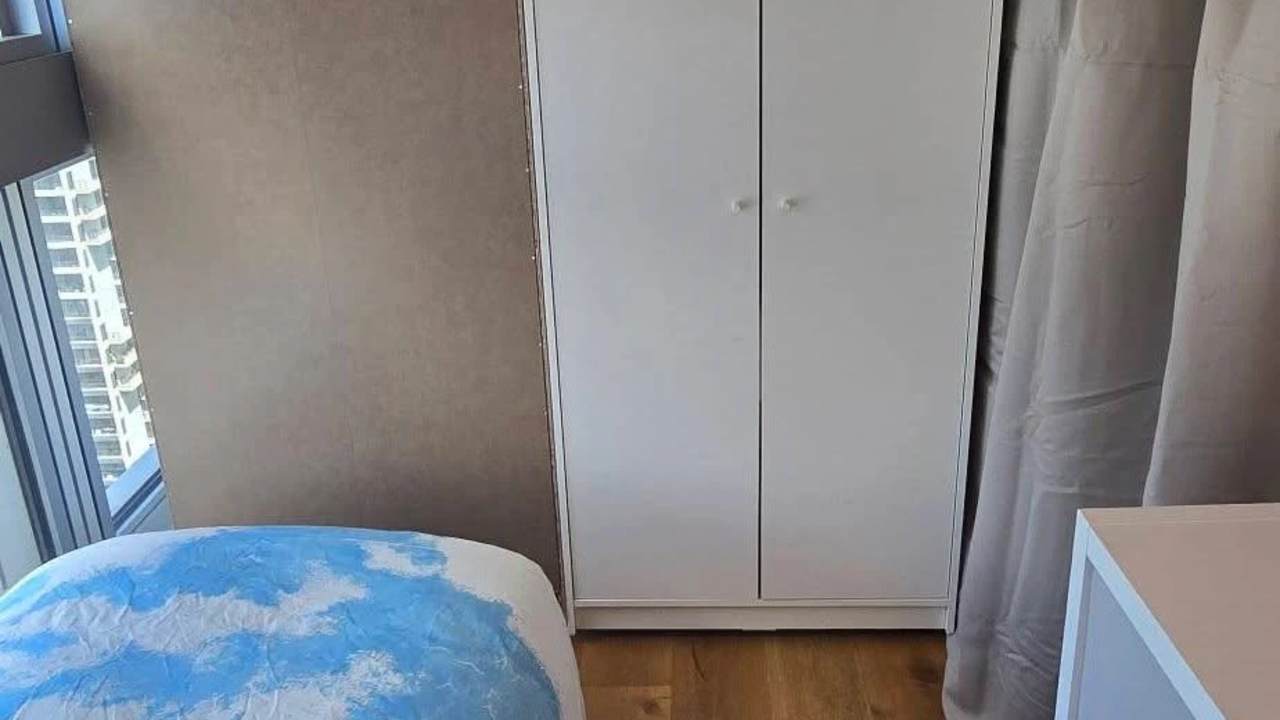 Furnished room with own bathroom