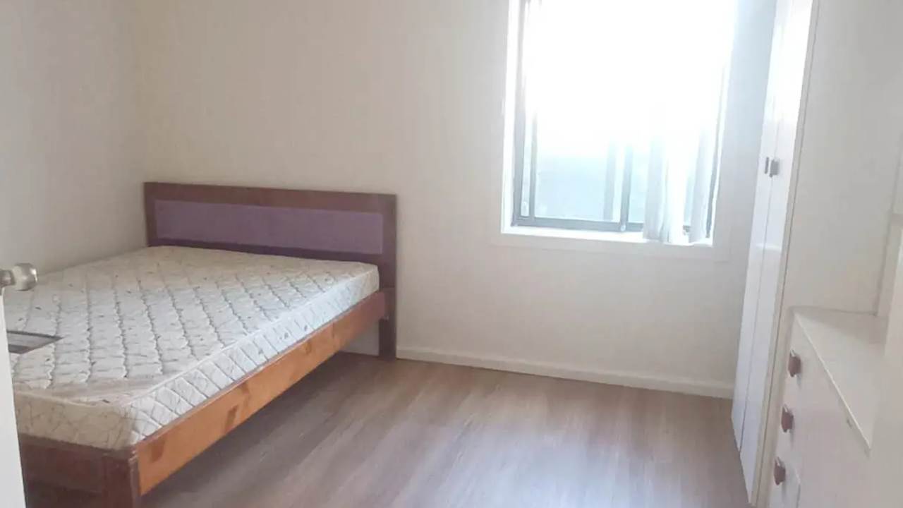 Whole property with 4 rooms for rent