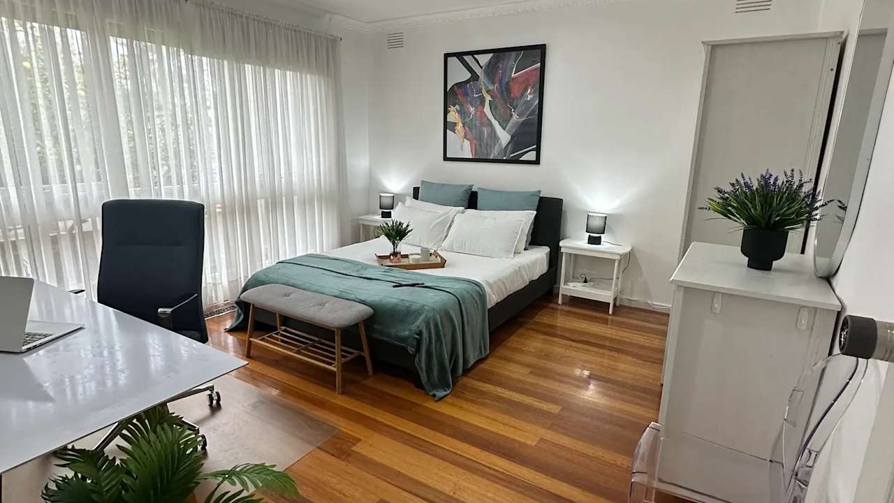 Furnished room in a share house