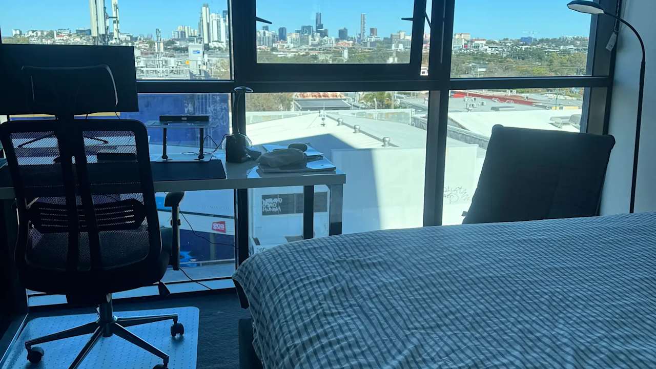 Furnished room with own bathroom