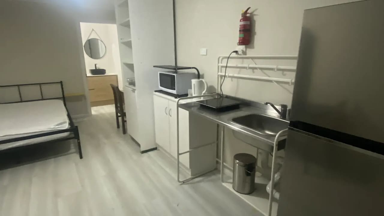 Furnished room studio flat for rent