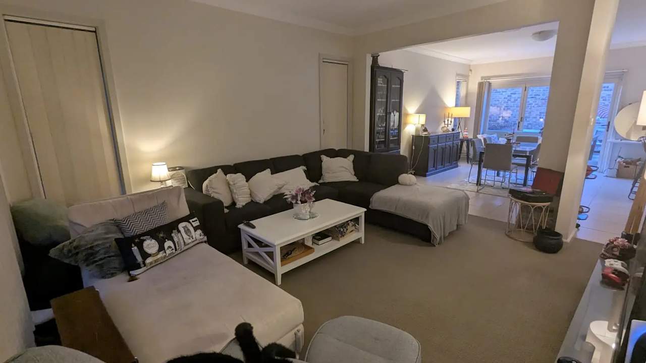 Unfurnished room in a share house