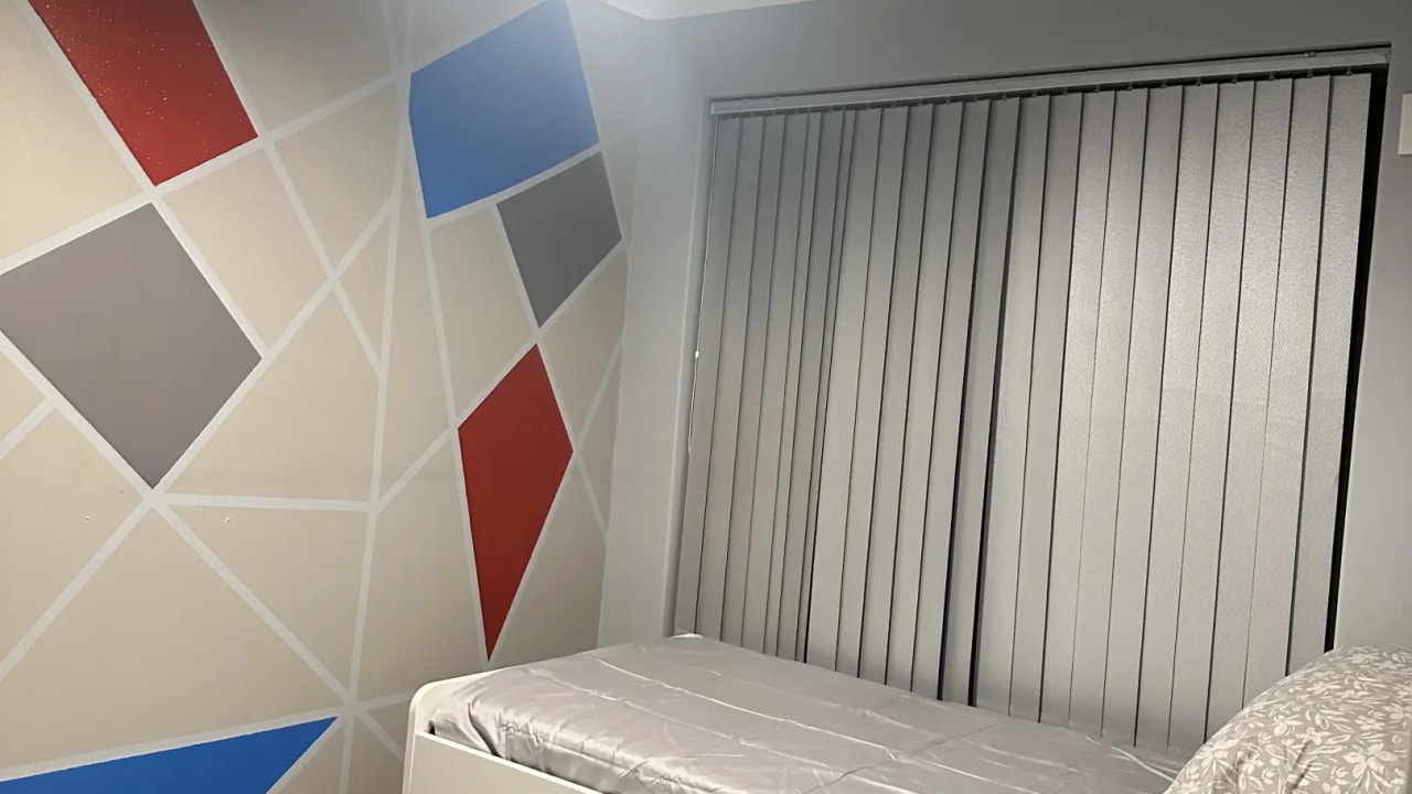 Furnished room in a share house