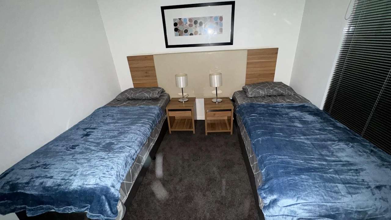 Furnished room in a flatshare