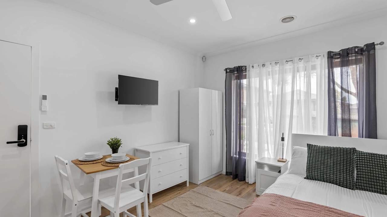 Furnished room with ensuite in a share house