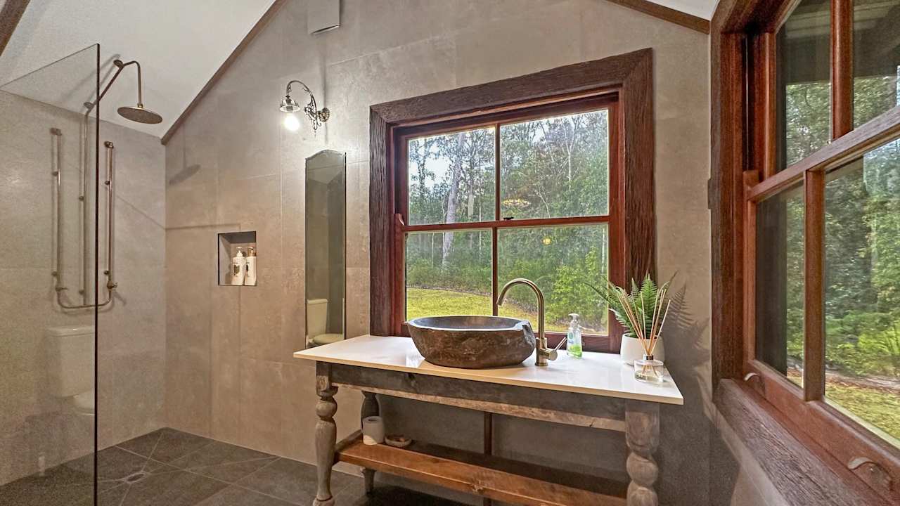 Furnished room with ensuite in a share house