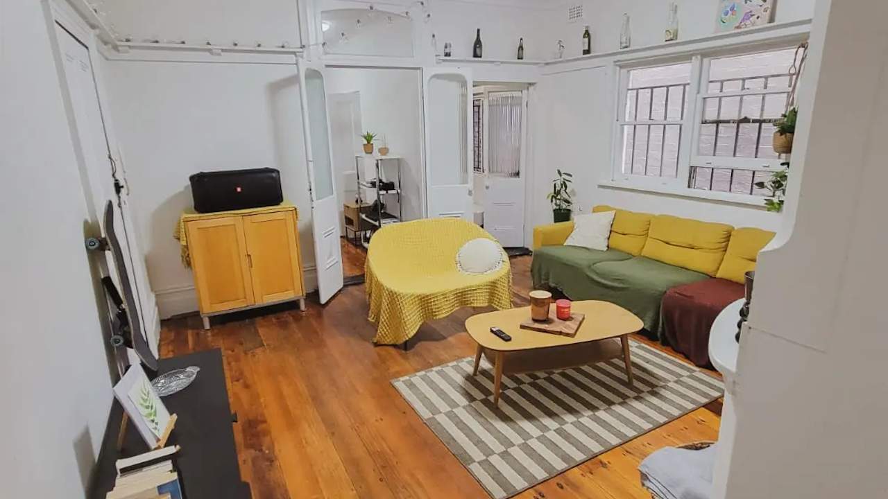 Furnished room in a share house
