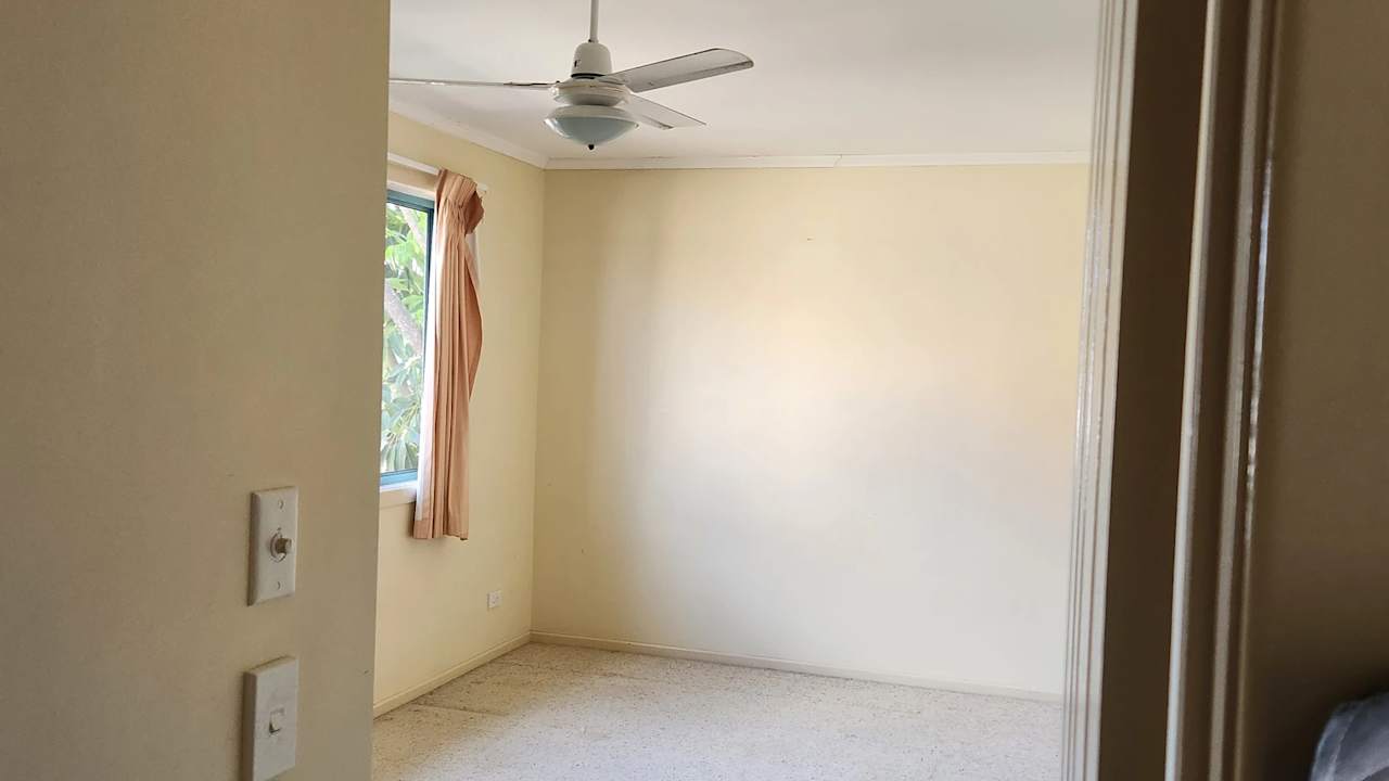 Unfurnished room in a share house