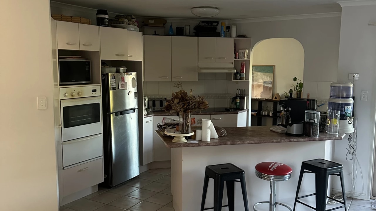 Room in a share house