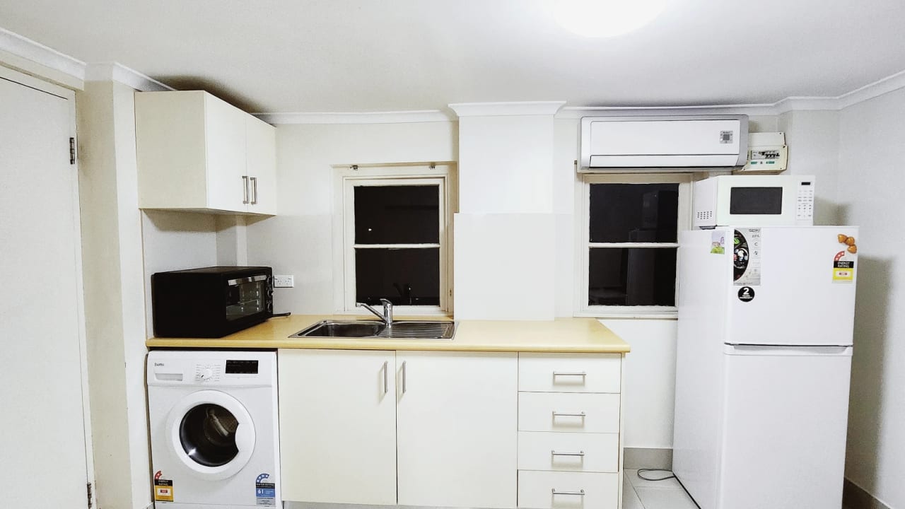 Room granny flat for rent