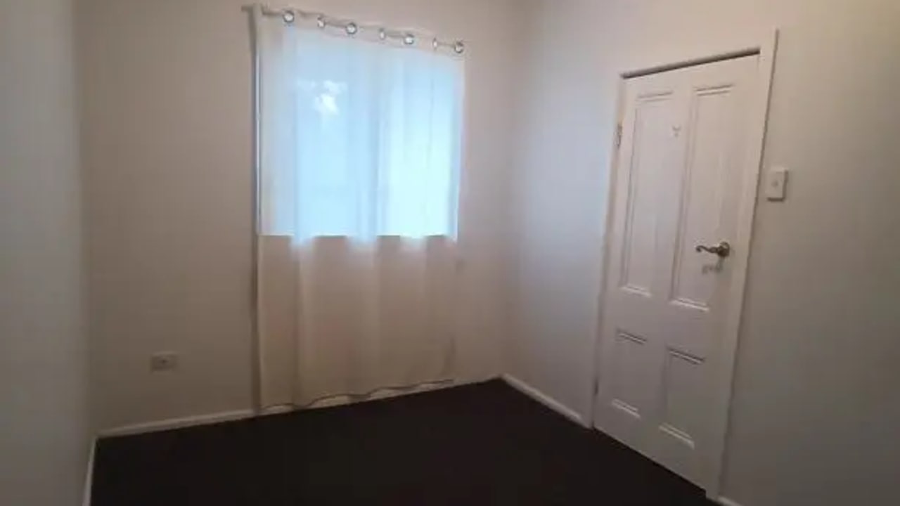Unfurnished room in a share house