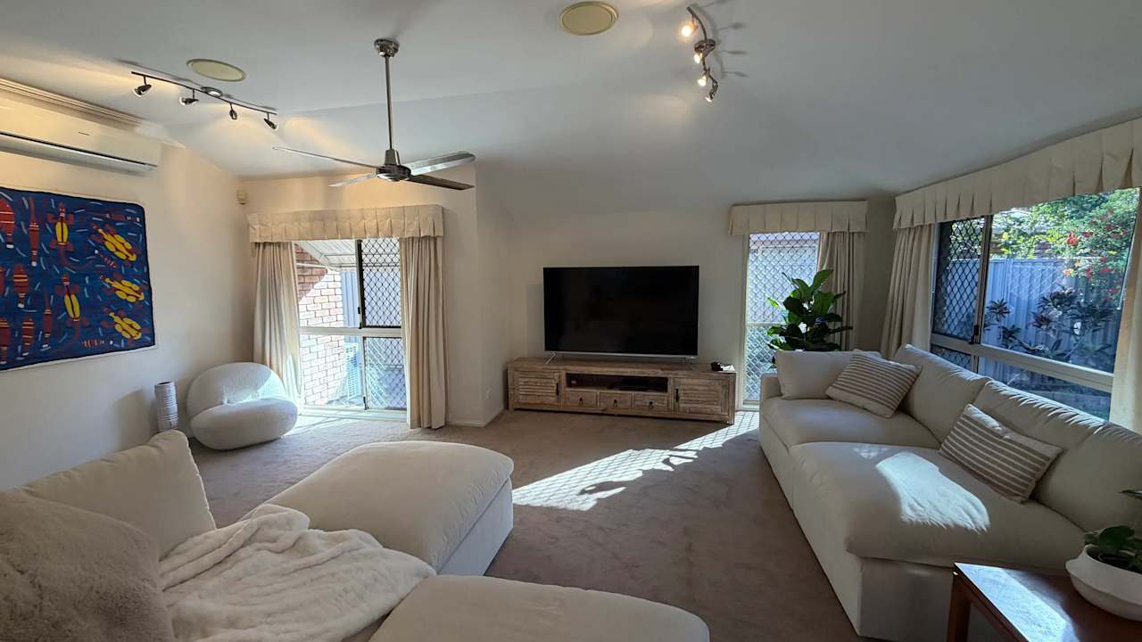 Room in a share house