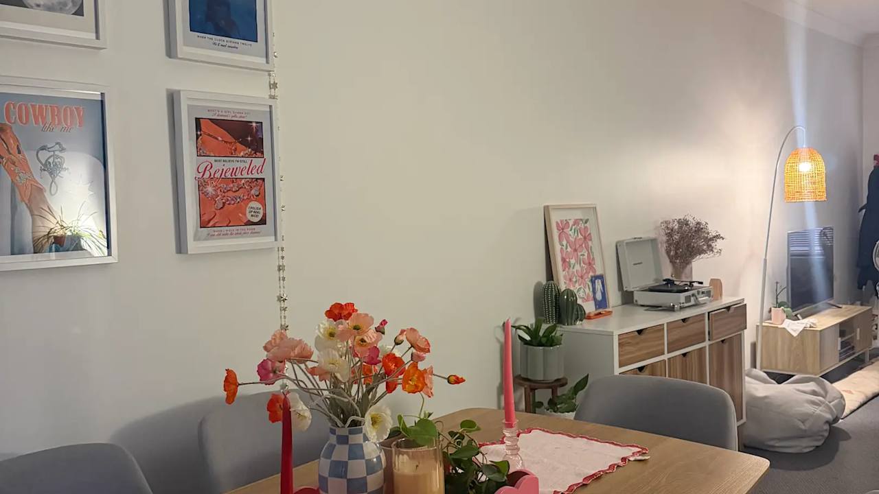 Unfurnished room in a share house